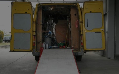 Solutions d'accès et de chargement pour véhicules utilitaires