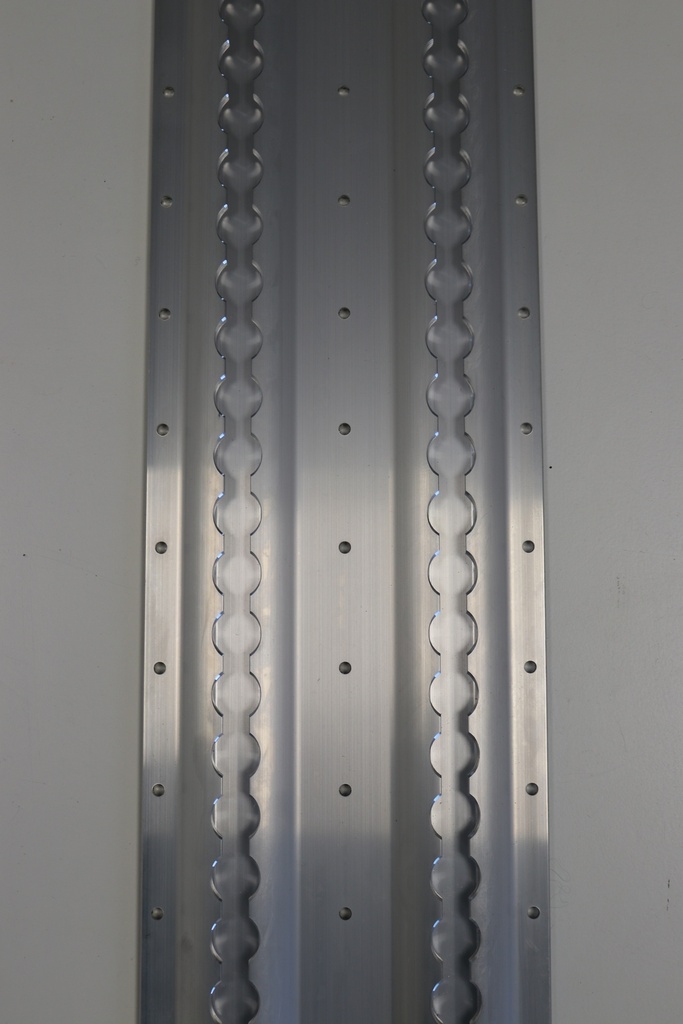 Rail d'arrimage Alu type aéronautique, pour double plancher, long 1785 mm, Double