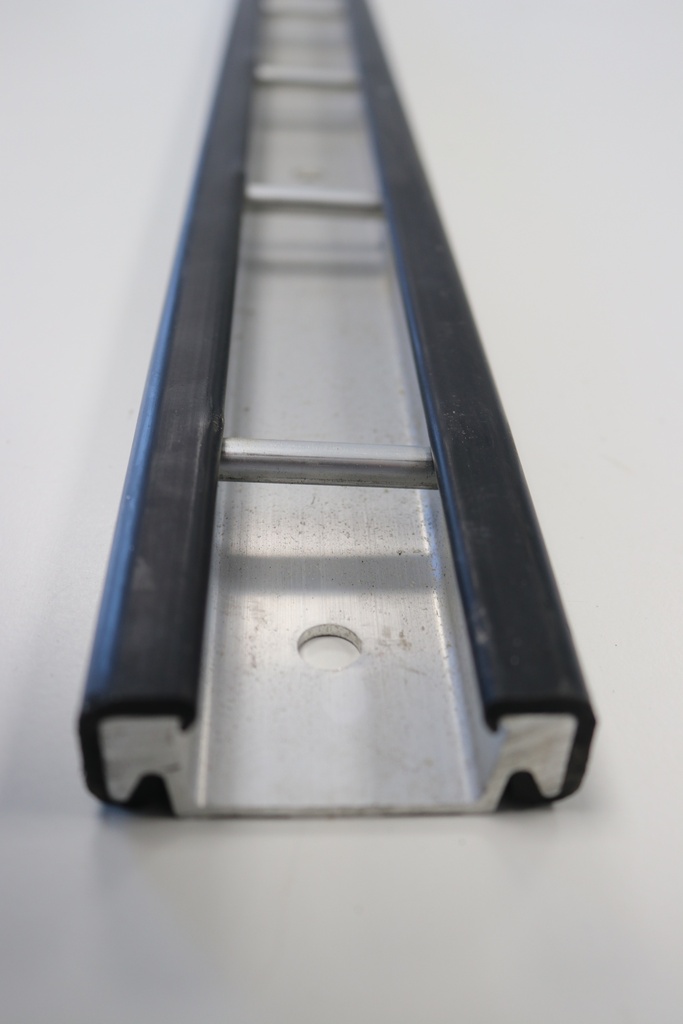 Rail en Aluminium à Échelle avec Protection PVC Noire - 3 Mètres