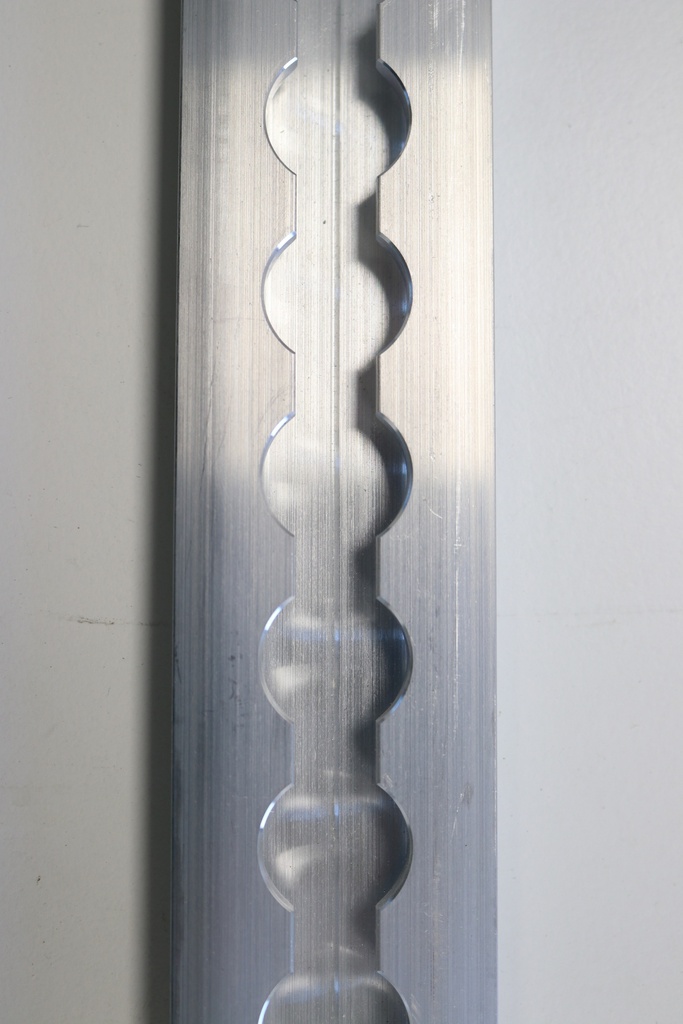 Rail Aéronautique Aluminium à Ailettes Encastrable Fin 11.5 x 44 x 2000 mm