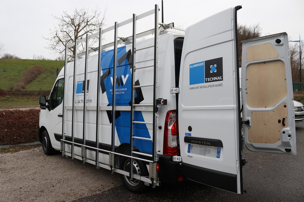 Berce-vitre ALU ext amovible 3000x2500 SPRINTER 37S 11m3 2006