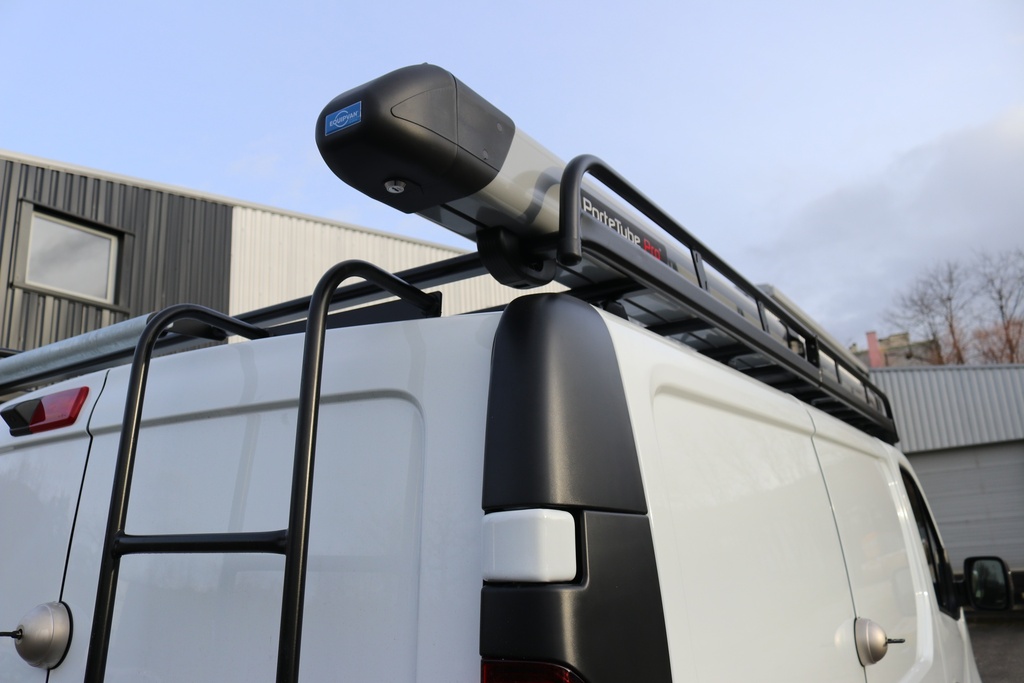 Porte tube Long: 5.020 int. Ø127 en Alu anodisé ouverture AR + 1 cadenas