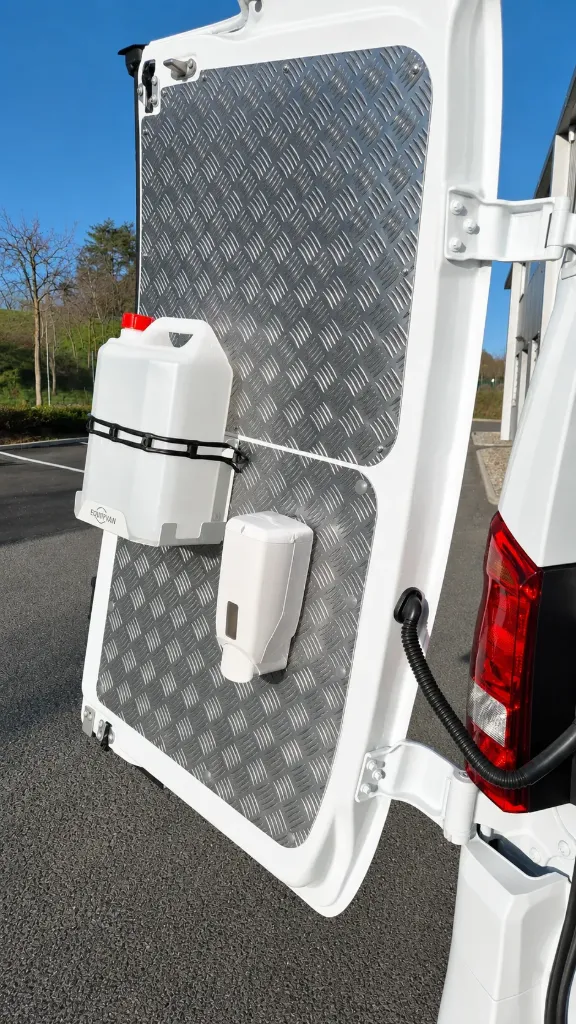 Kit lave-mains: jerrycan avec robinet 10 l + porte-jerrycan pour eau + porte - savon