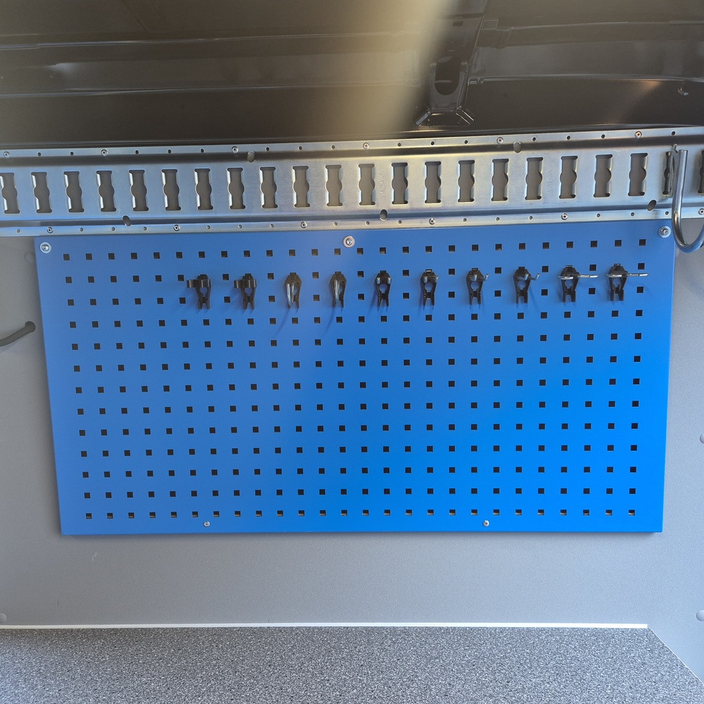 [P1001.KITN] Panneau porte - outils couleur bleu mm 1.000x500 trous carrés, munis de 10 crochets en metal et matières plastiques (GNC - KITN)