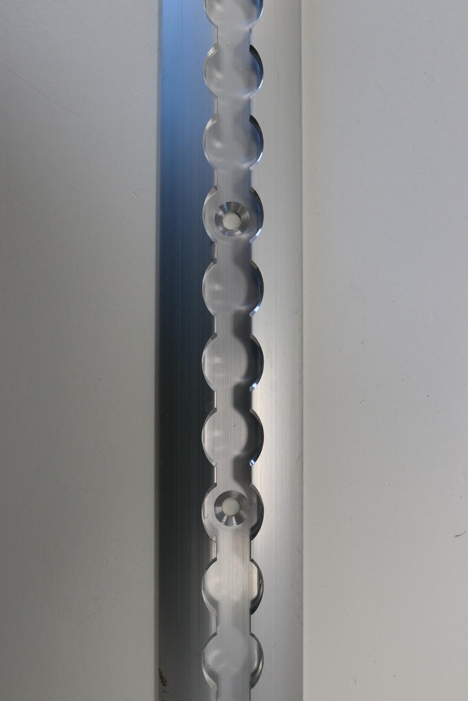 [RAE/22] Rail Aluminium Aéronautique Arrondi 11x50x2000 mm