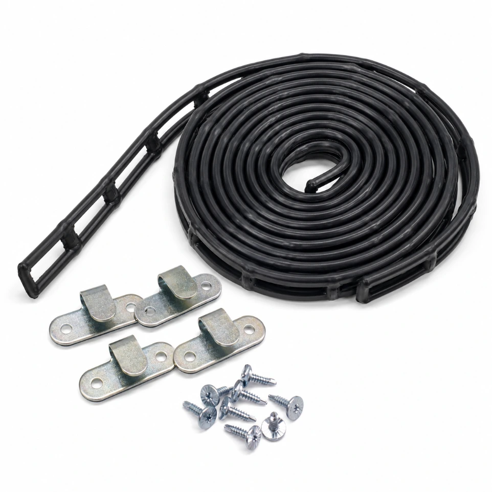[SEL55F/2] Sangle caoutchouc élastique Noire extensible, multi réglages, utilisation polyvalente longueur 2M + 4 crochets d'attache métal.